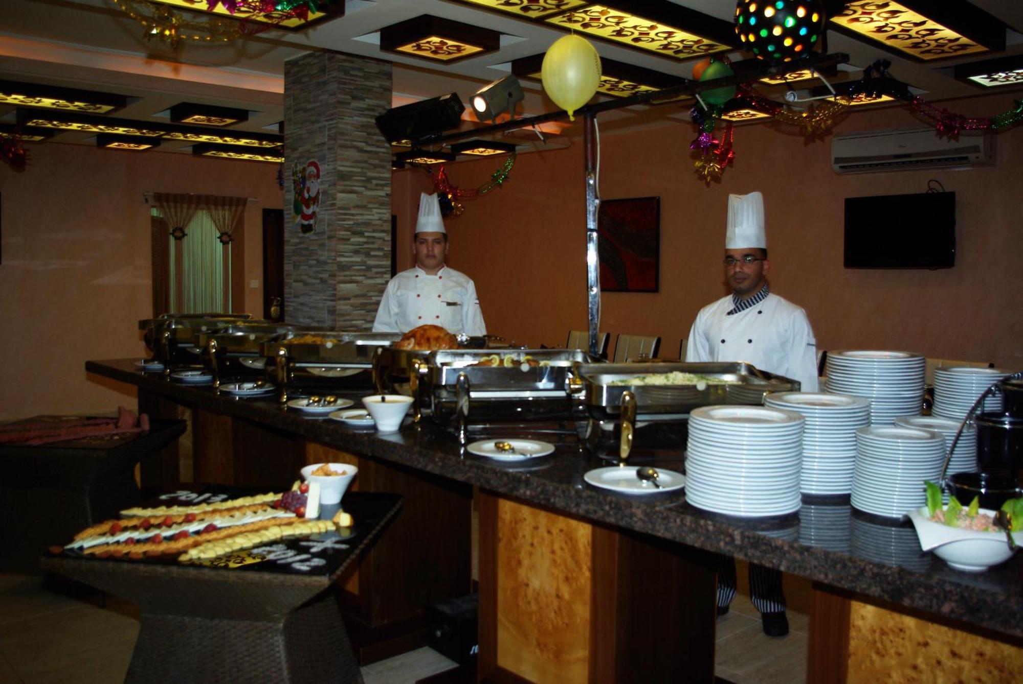 Seven Wonders Hotel Wadi Musa Buitenkant foto
