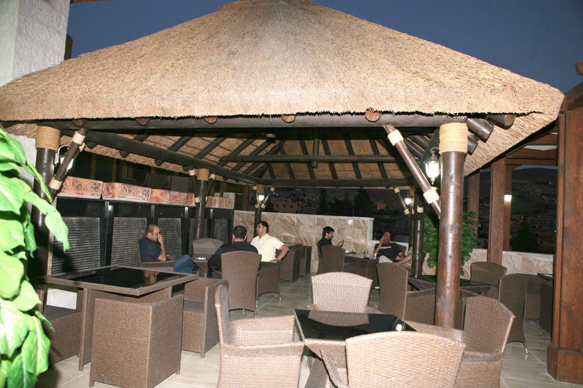 Seven Wonders Hotel Wadi Musa Buitenkant foto