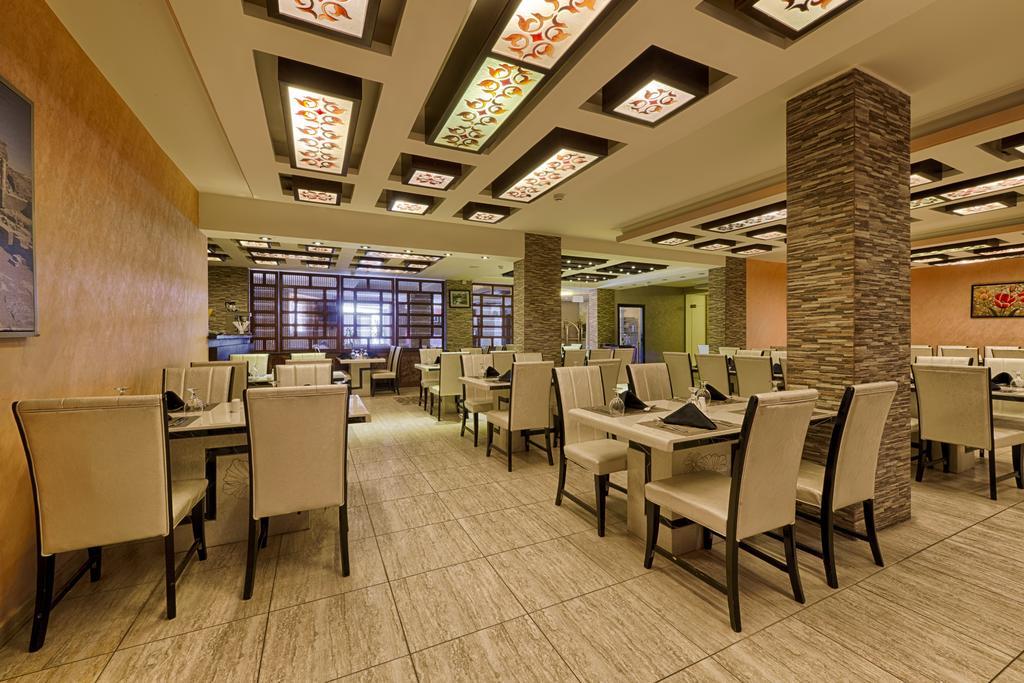 Seven Wonders Hotel Wadi Musa Buitenkant foto